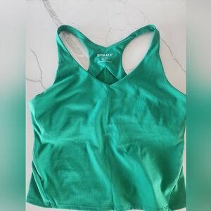 SPANX Get Moving Shelf Tank Top Sz XL